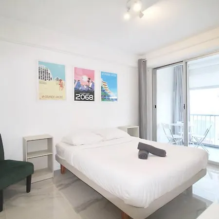 *le Palais* En Plein Centre Et Proche Apartment La Grande-Motte